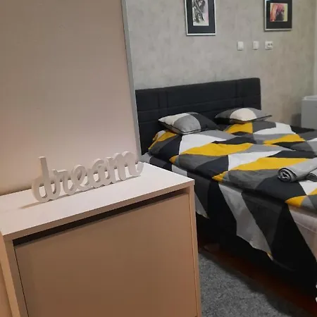 Stevan Διαμέρισμα *